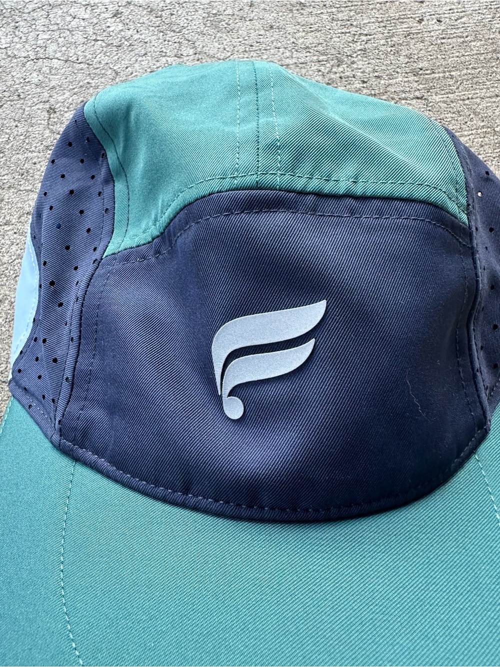 Fabletics The Active Hat - Picture 4 of 7